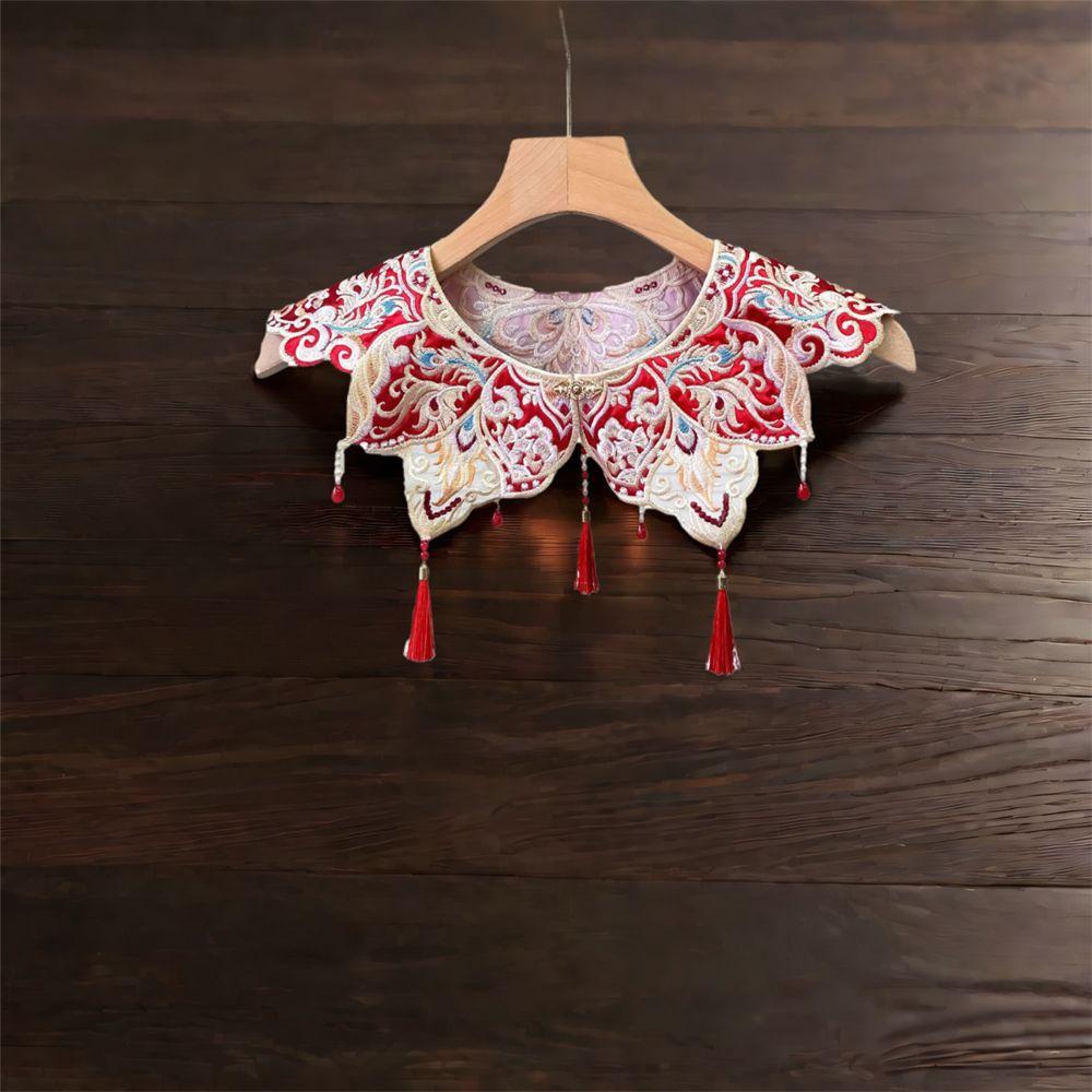 Elegant False Collar Embroidery Design Detachable Collar Unique Lace Shawl Hanfu Outfit