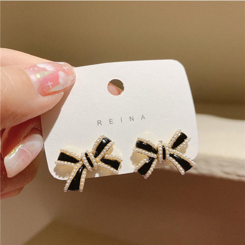 French Black Bow Stud Earrings for Women Pearl Bowknot Tassels Elegant Temperament Sweet Ear Piercing Accessories Jewelry Gifts