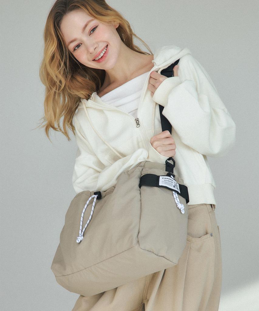Viamonoh Truvi Big Crossbody Bag (Beige)