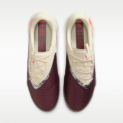 Men's Sneakers Nike United Phantom 6 Low Academy TF 'Burgundy Crush Fossil'