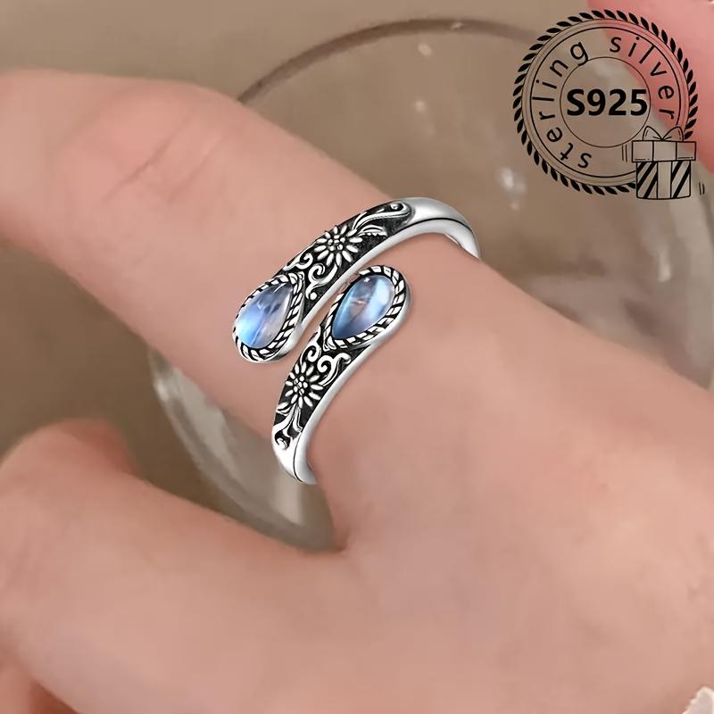 [Sterling Silver Ring] Vintage Bohemian 925 Sterling Silver Moonstone Spoon-Shaped Ring | Adjustable Butterfly Closure, Daily Wear & Gift for Her, Inc