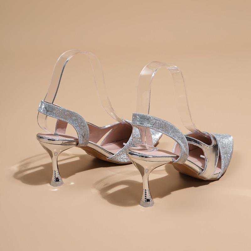 Mode Silber Temperament Spitzschuh High Heels Damen Sommer Feine Nachfolgeschuhe 2025 Neu Niedrig Absatz Baotou Sandalen Übergröße