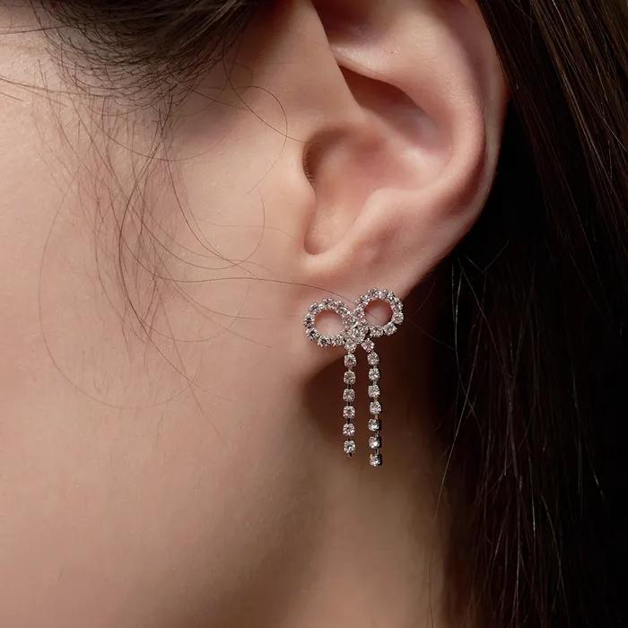 Holi Ribbon Cubic Earring
