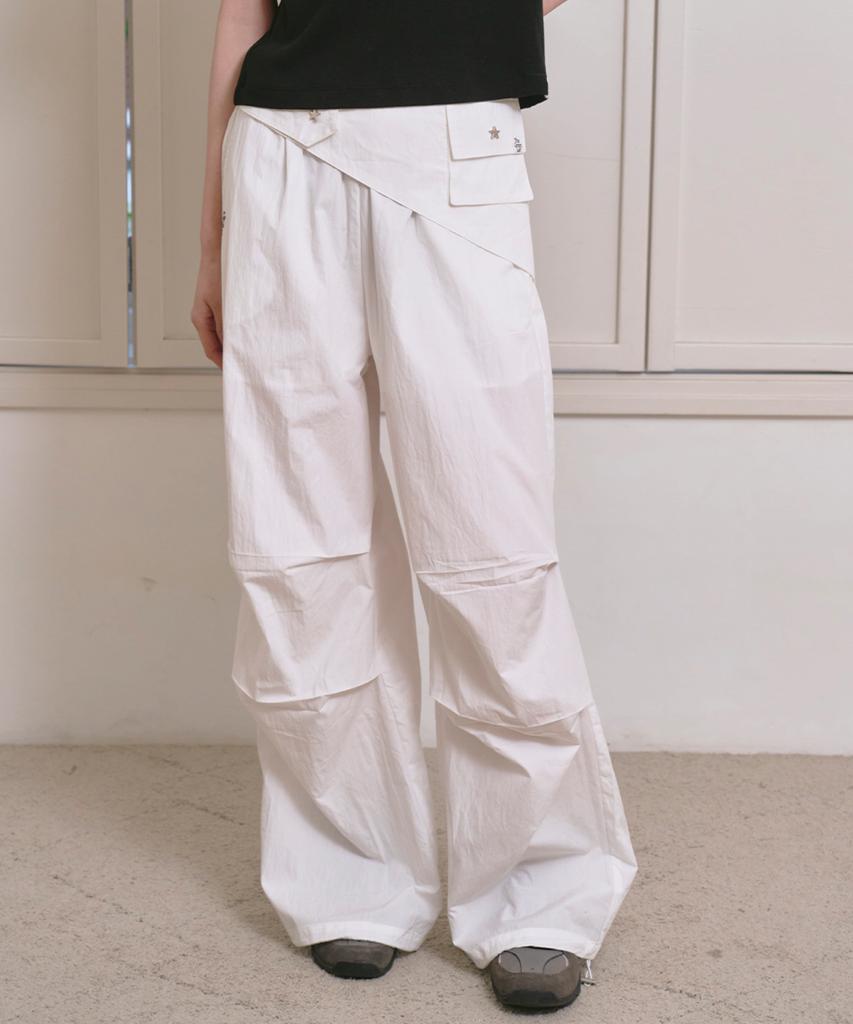 THE GREEN LAB Star Stud Belt Parachute Pants [White]