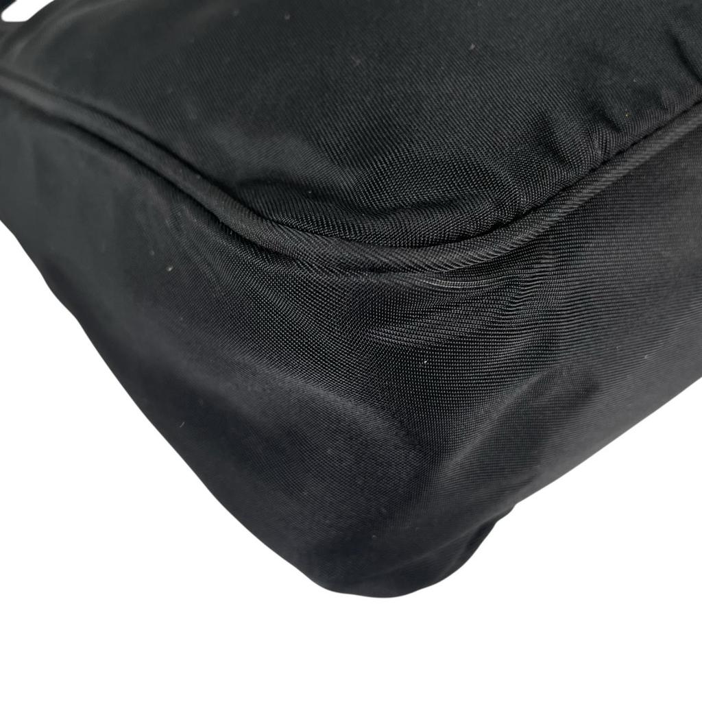 PRADA Triangular logo MV519 Handbag black Women used