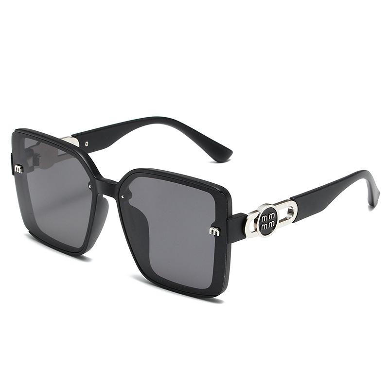 High-Quality Polarized Fashion Women'S Sunglasses, Uv-Proof Driving Sunglasses Of The Same Style