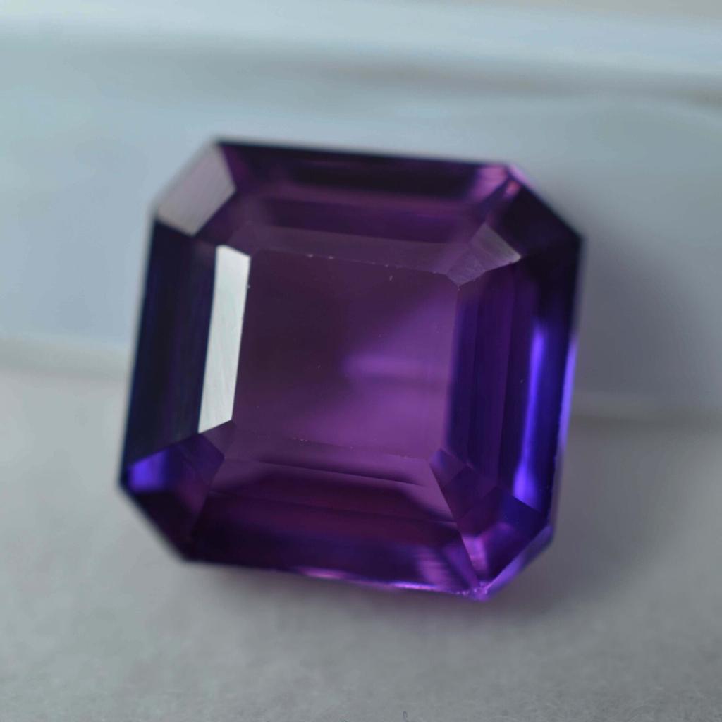 Natural Purple Tanzanite Loose Gemstone 5.45 ct Square Shape for Jewelry Making and Gem Collections