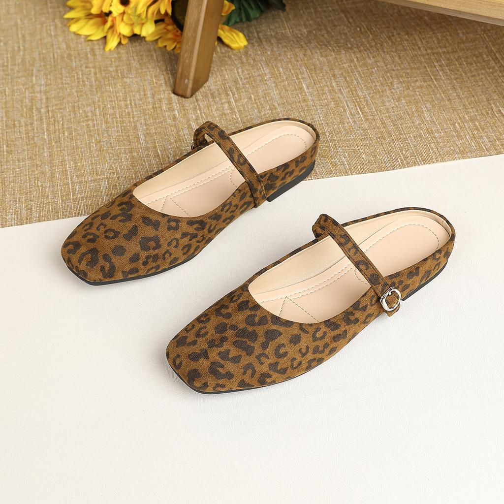 Fashion Flat Shoes for Women's Slippers Half  French Retro Suede 2025 Spring and Autumn New Plus Size Women's Shoes Slippers Women