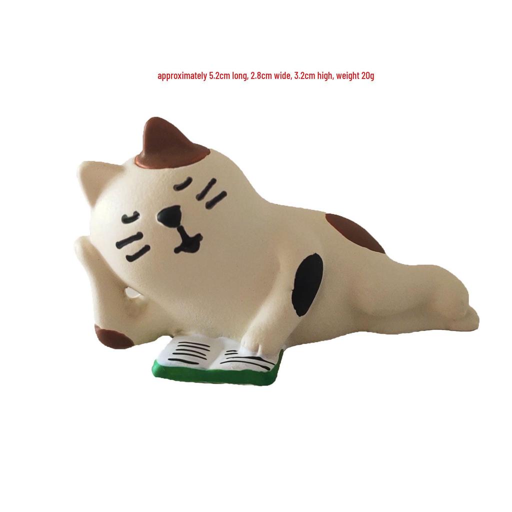 Japanese Style Cat Resin Ornament for Car Console Decoration