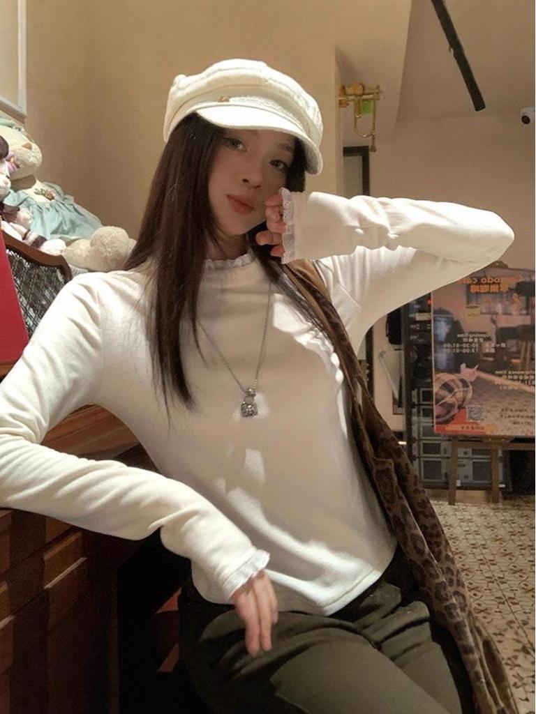 Pure Desire Spicy Girl Women's Cropped Long-Sleeve T-shirt - Slimming, Versatile, Stylish Autumn/Winter Base Layer Top