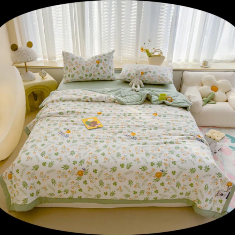 

Grace Washed Cotton Versatile Quilt