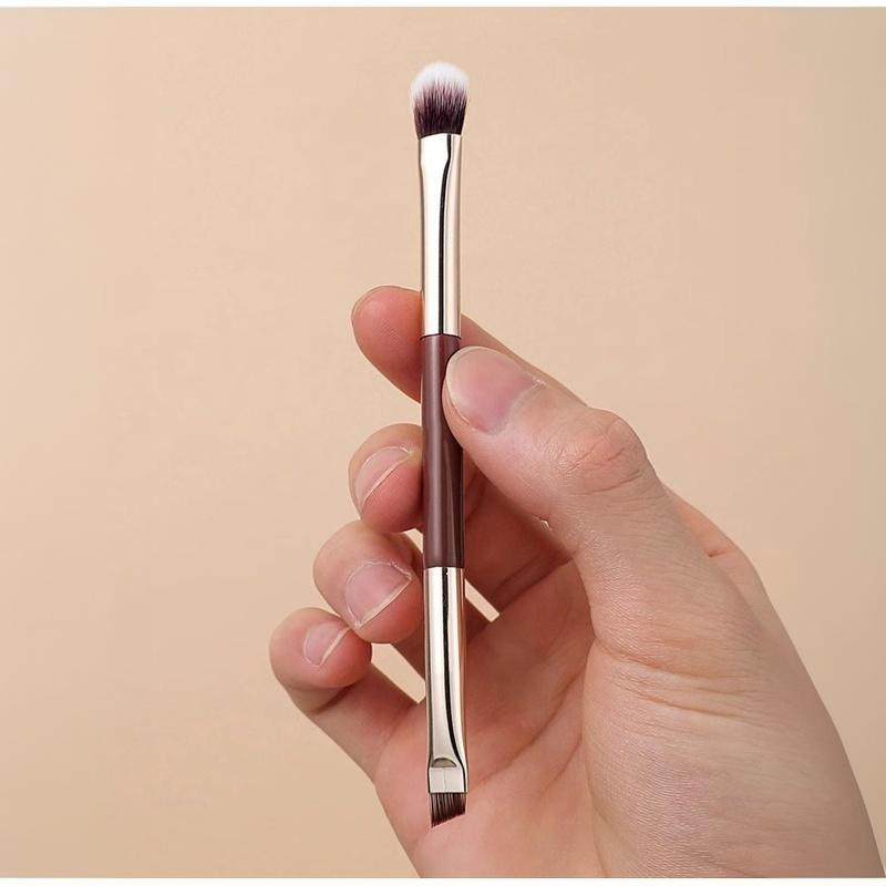 Double Ended Makeup Brush 2-In-1 Highlight & Nose Contour Brush Portable Facial Sculpting Brush For Beginners