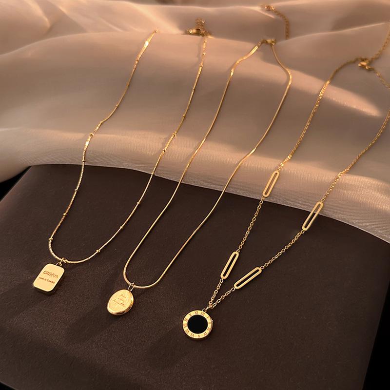 Titanium Steel Necklace Layering Choker Elegant Fashion Golden Jewelry for Women