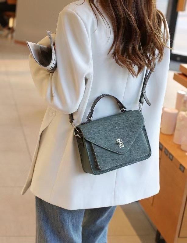 Pattern Cowhide Small Square Bag Women's New Women's Leather Bag Commuter Casual Versatile Shoulder Messenger Bag