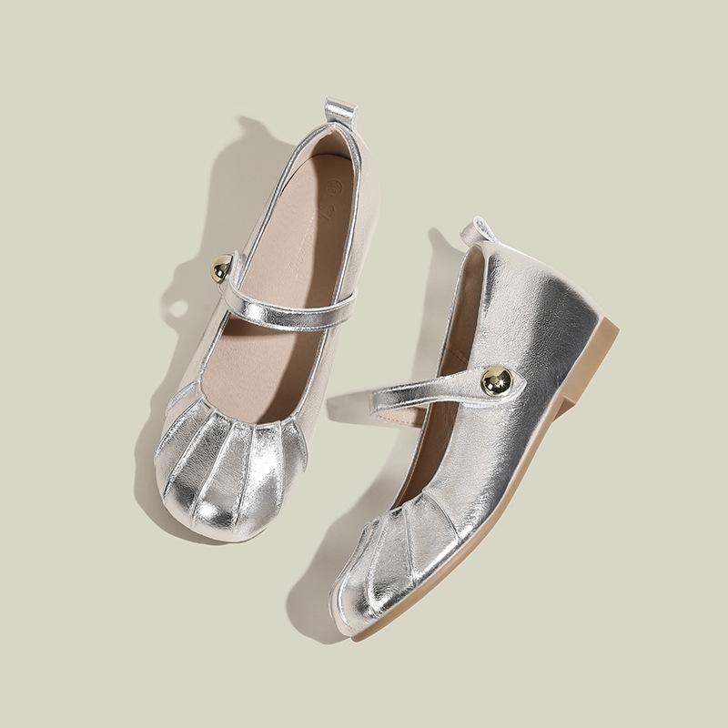 

внутреннее увеличение высоты 5 см мягкая подошва морщинистые туфли-лодочки женские новые универсальные с пряжкой на ремешке с мелким вырезом туфли бабушки 39 серебряный
