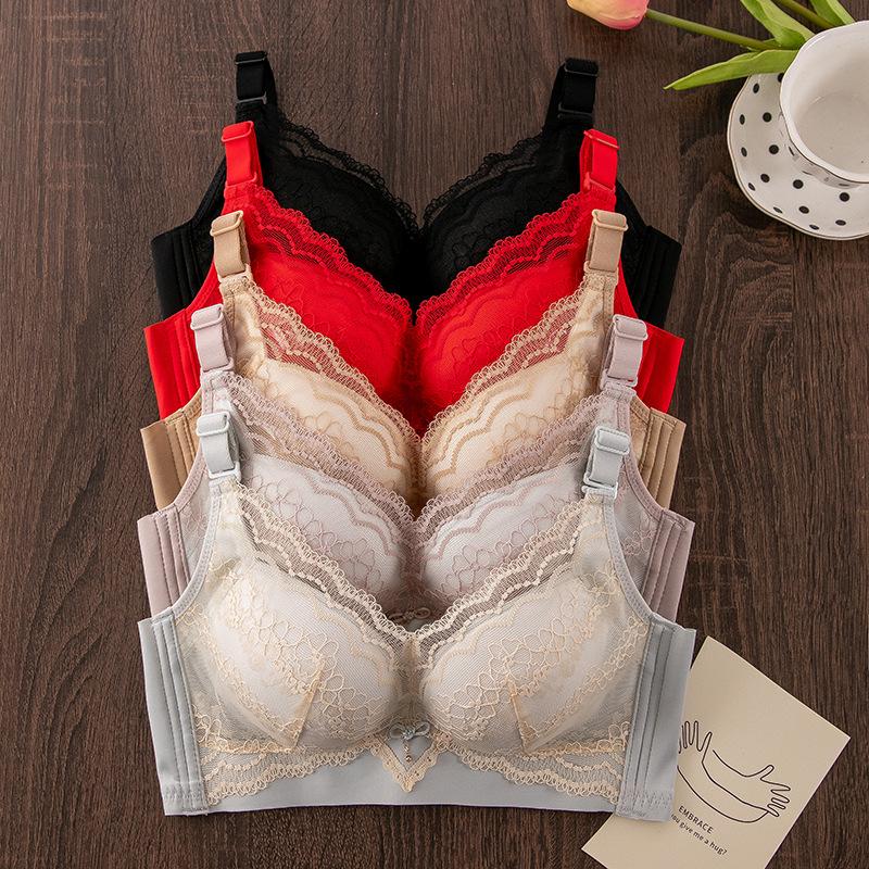 New Small Chest Gathering Thickened Flat Chest Adjustment Type Closed Breast Upper Support Lace No Steel Ring Bra Cover