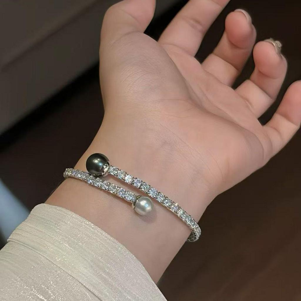 Tahiti Pearl & Zirconia Bracelet, Versatile Korean Design, Perfect Friendship Gift for Women.