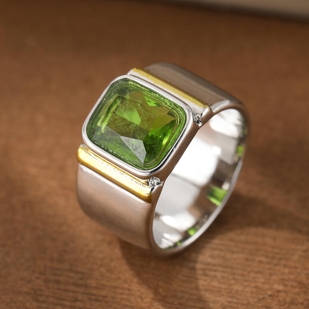 Simple modern style square artificial gemstone inlay ring for ladies' jewelry. Suitable for formal events and vacations.