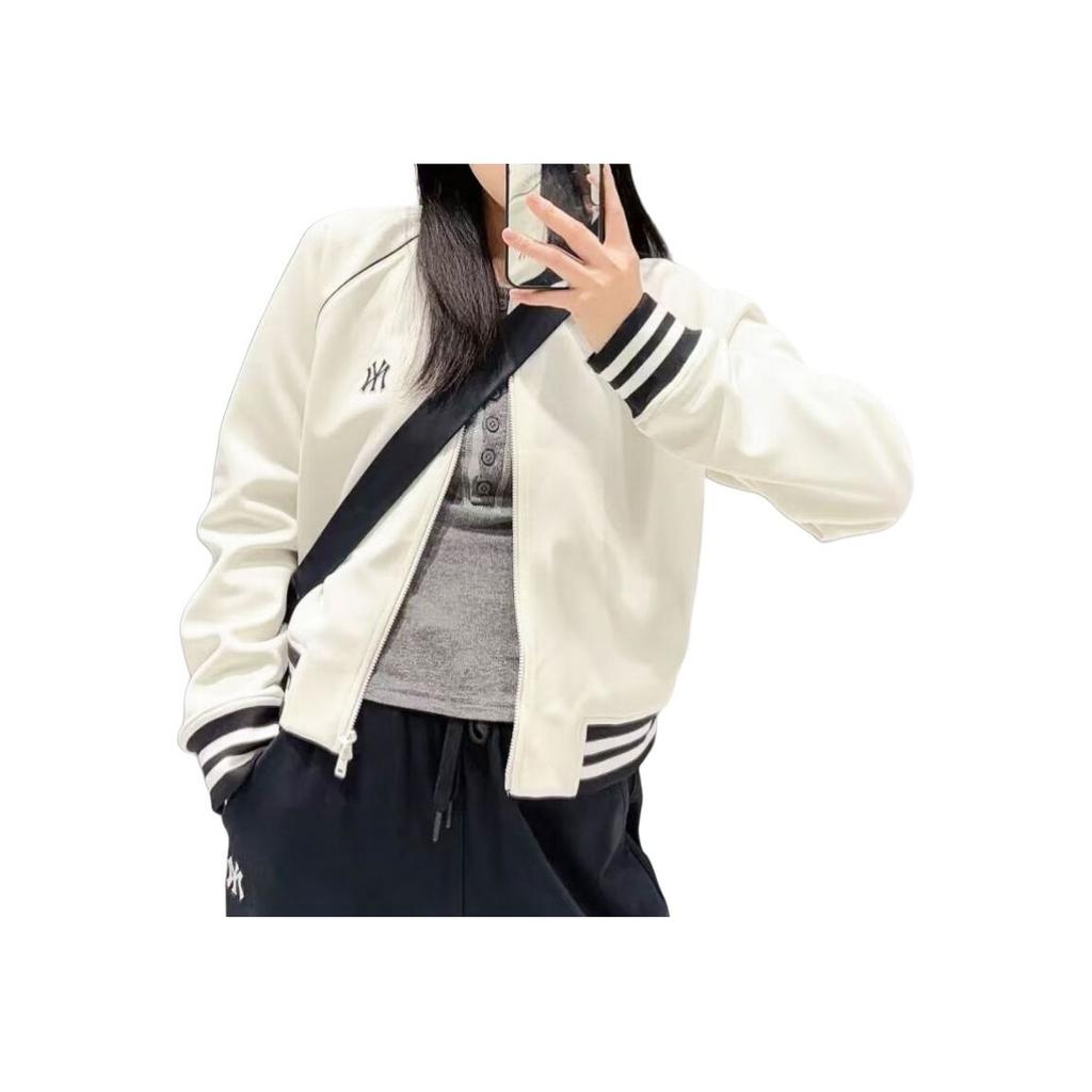 MLB Varsity New York Yankees Logo Baseball Collar Zip Long Sleeve Jacket Women jackets Cream 3FTRV1251-50CRS