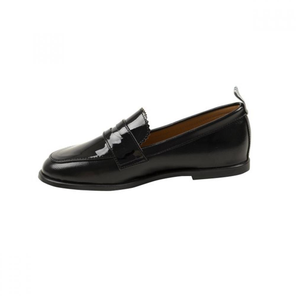 

The Coffee Bean Tea Leaf Black Enamel Loafer Bx11af02bk blacks/200