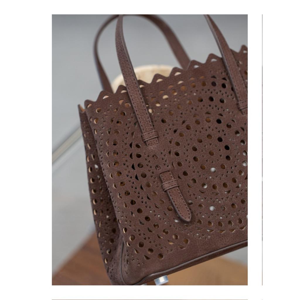 Mina20 erste Schicht Samt Litschi-Muster Kalbsleder Hohlraum Weißer Stahl-Beschlag mit einzelnem Schulter-Crossbody-Schultergurt Französisch Hohlraum