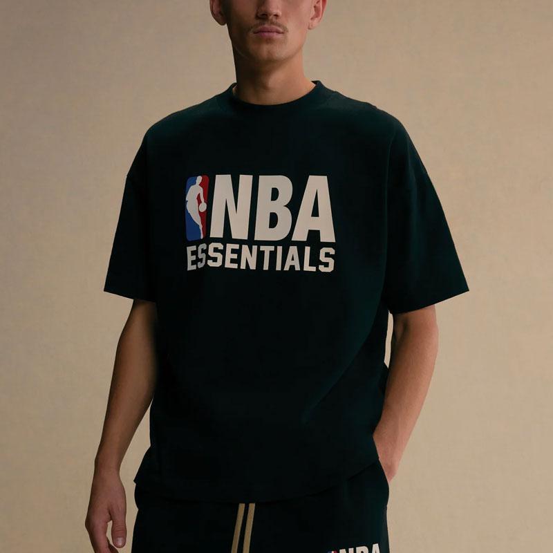 ウェア FEAR OF GOD ESSENTIALS x NBA Tee M NBA x Fear Of God Essentials Short Sleeve T-Shirt - Unisex