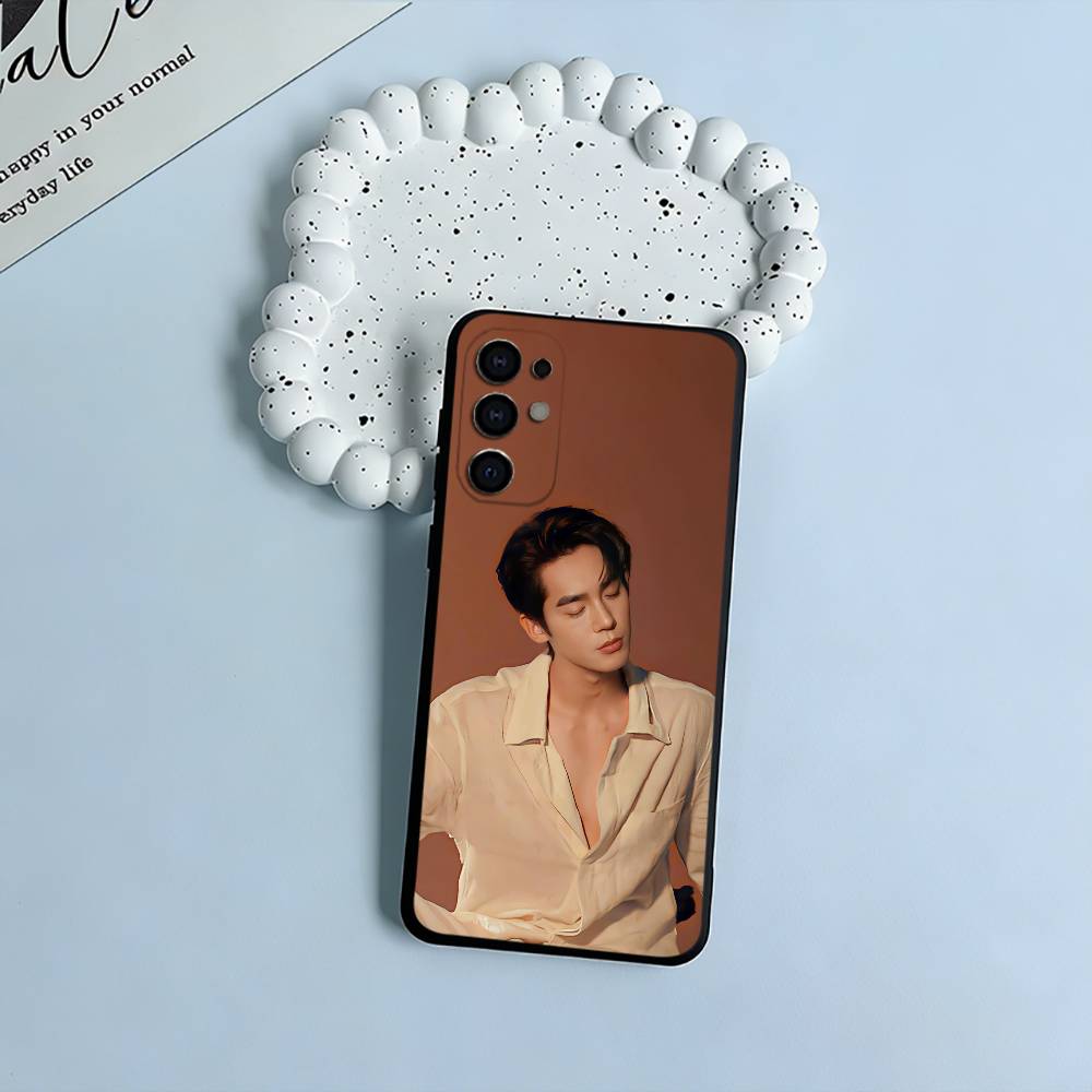 actor-Yu Shi Phone Case For Samsung S25,S24,S21,S22,S23,S30,Ultra,S20,Plus,Fe,Lite,Black Soft Silicone