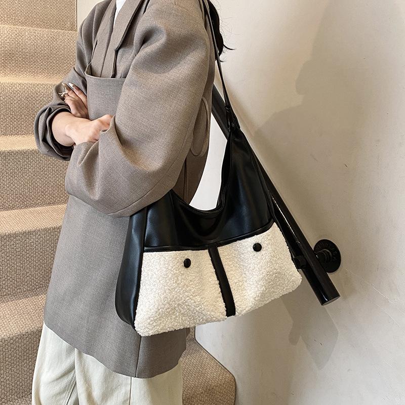 Stylish Large-capacity Tote Bag New Versatile Shoulder Bag Crossbody Women's Bag