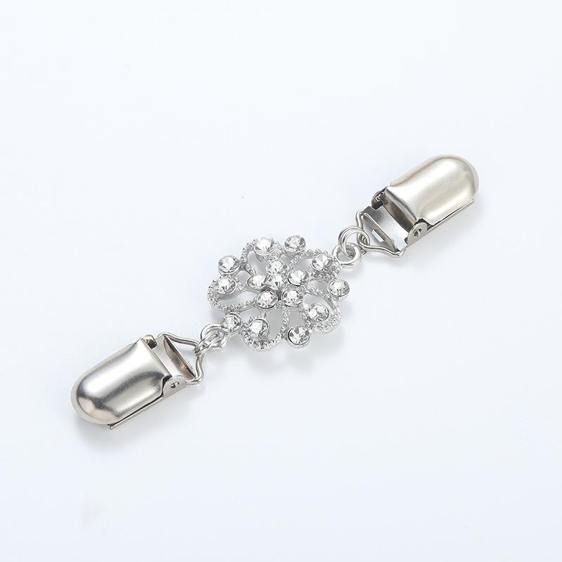 Vintage European & American Shawl Clip: Women's Diamond Sweater, Scarf, Brooch & Collar Alloy Accessories