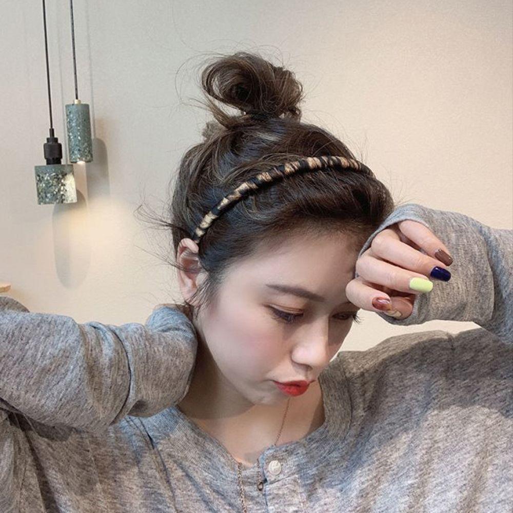 

Plastic Non-slip Headwear Wash Face Toothed Headband Leopard Korean Style Hairbands Women Hair Hoop A