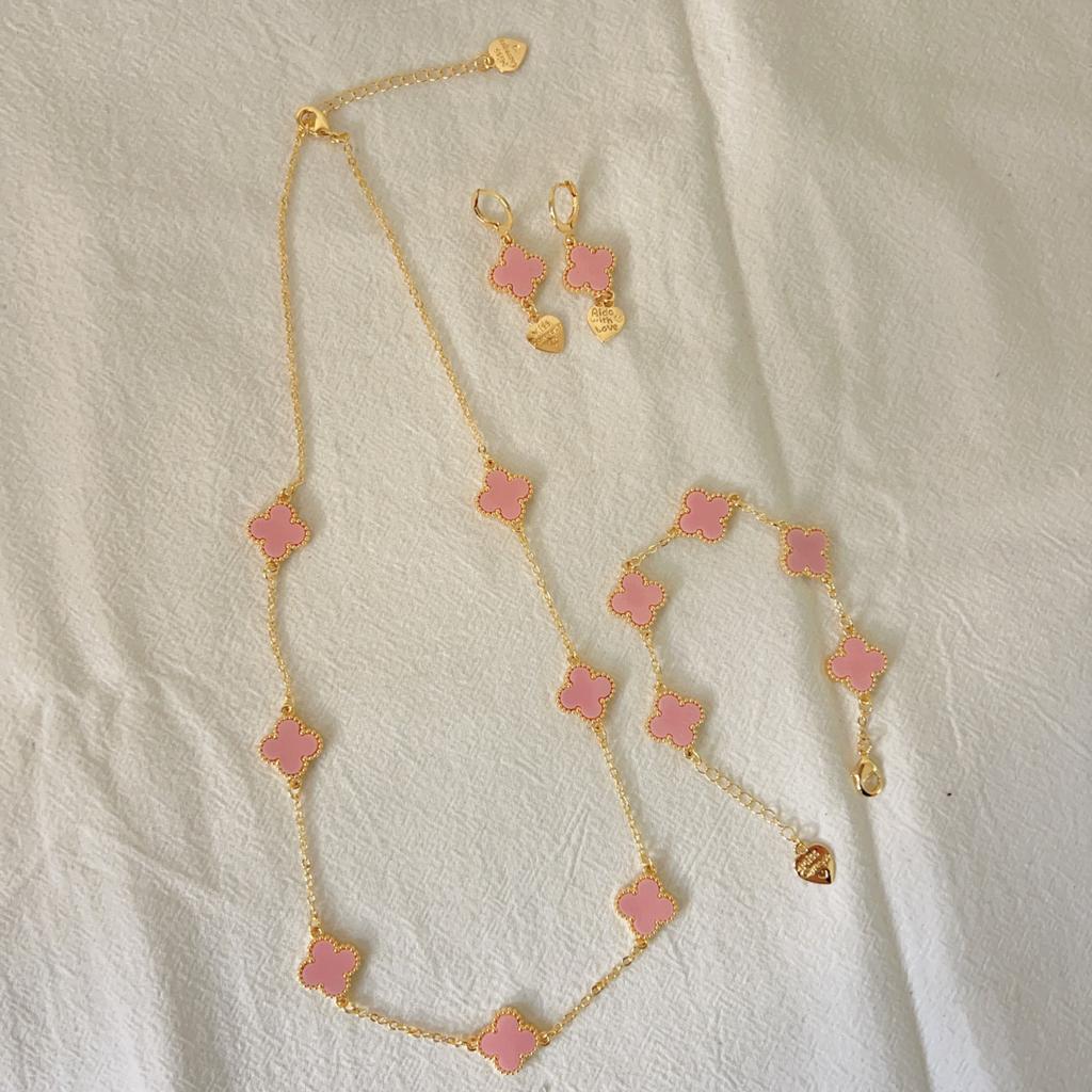 3PCS Four Leaf Clover Necklace Bracelet Earrings Three Piece Set Versatile Lucky Four Leaf Clover Five Flower Bracelet Clavicle Chain Earrings