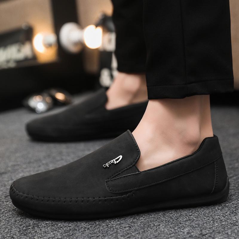Einfache Work Casual Ein-Pedal Vielseitige Jungen Faulenzer Schuhe Herren Slipper Beanie Schuhe Herren Weiches Leder