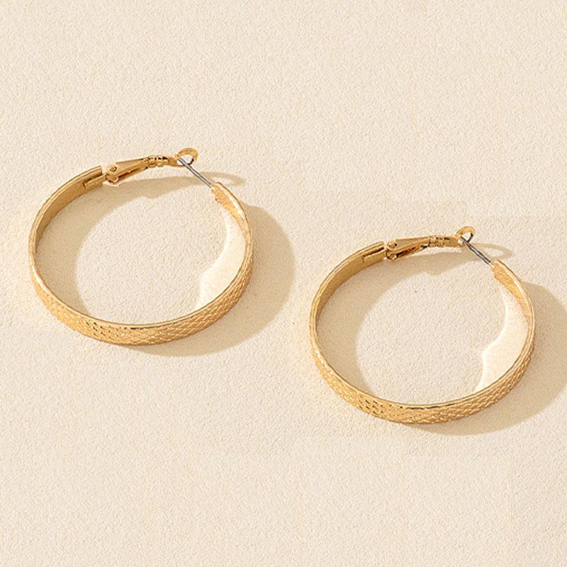 A Pair of Fish Pattern Earrings, Matte Texture, Fashionable Atmosphere, Retro and Elegant Earrings, Earrings.