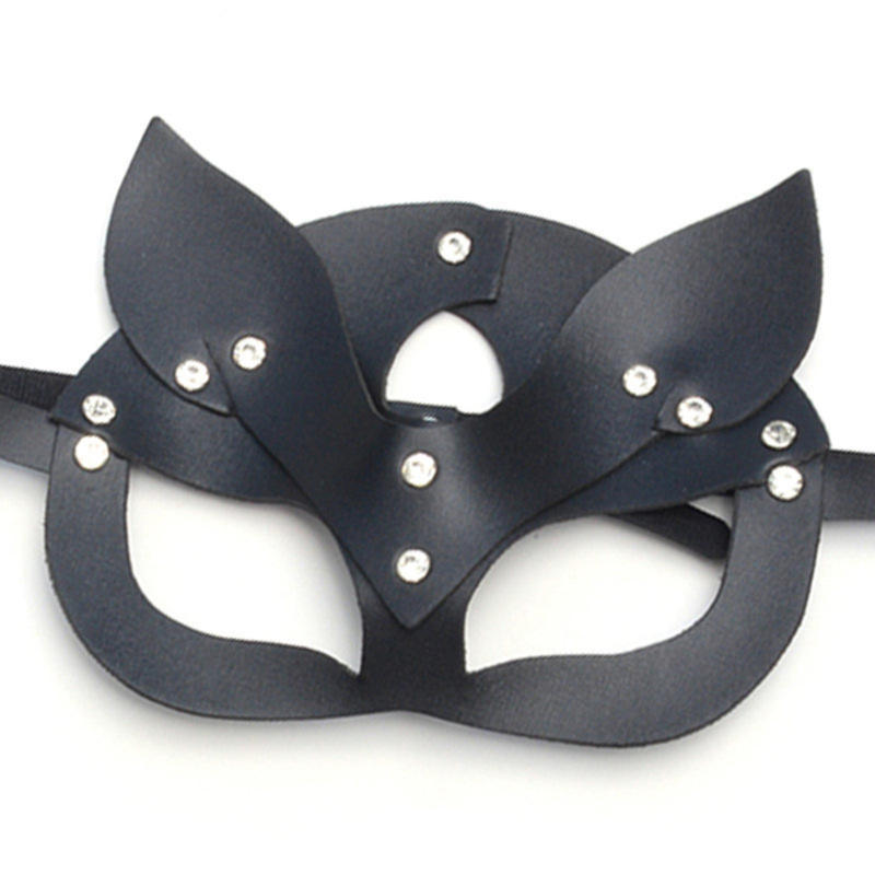 Black Rivet Cat Head Masks Half Face Role-playing Female Leather Masks Halloween Party Outfits and Accessories