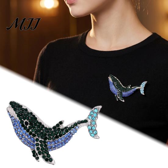 Vintage Lapel Pin Women Rhinestone Whale Brooch, Sea Animal Decorative Badge Shape Brooch Pin, Sweater Cardigan Coat Dress Jewelry Accessories Fashion
