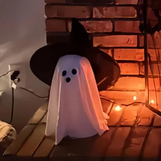 LED svítící figurka ducha Halloween Vnitřní dekorace ducha z bílé látky s dálkovým ovládáním pro domov, kuchyň, krbovou římsu, stůl, stolní desku, party dekorace