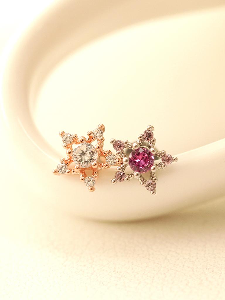 Minimal Piercing Candy Cubic Star Surgical Labret Piercing