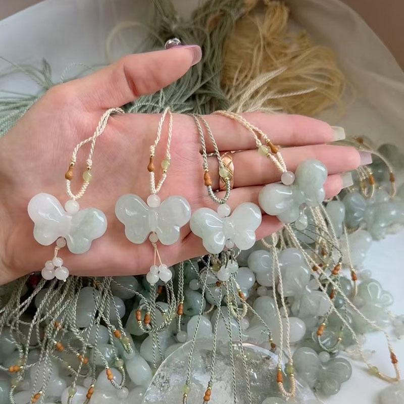 Tianshan Green Jade Bow Pendant Necklace - Gold Shop Gift & Scenic Souvenir