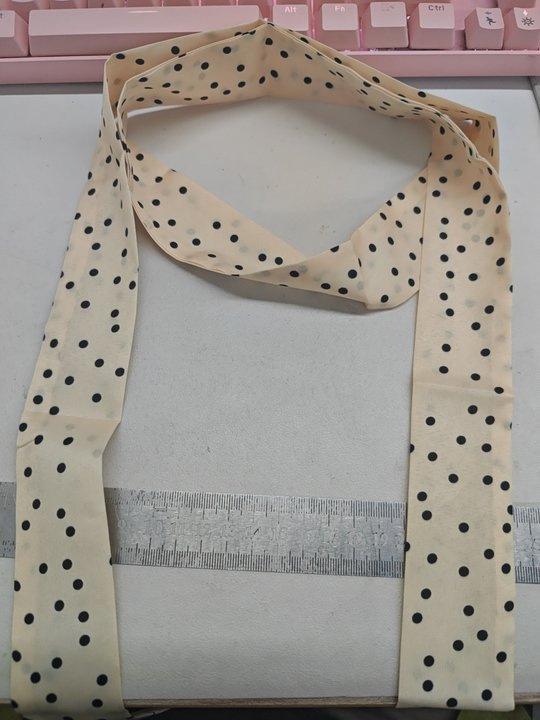 French black and white polka dot thin and narrow strip necklace tie neck high-end hanging neck fashion high-end silk scarf temperament necklace