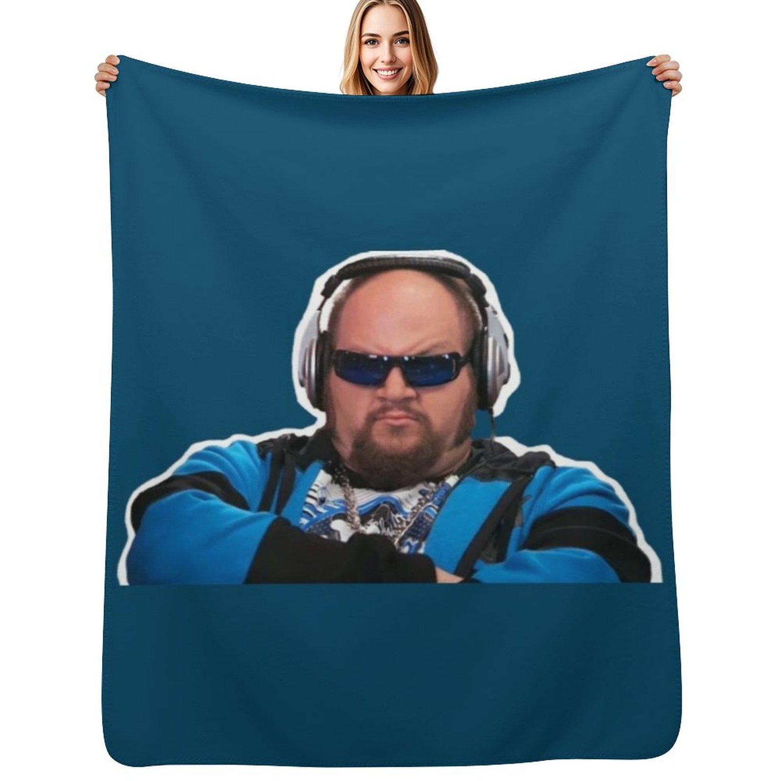 Плед Gustavo Rocque Теплый уютный плед для гостиной дивана Size: 75*100cm, Weight: 230 GSM