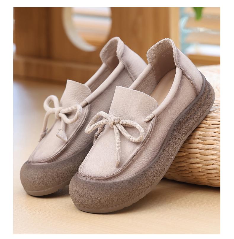 Hot-Selling Women's Vintage Leather Loafers - Soft Sole, Comfortable Round Toe, Slip-On Flats for Autumn (Model 801360)