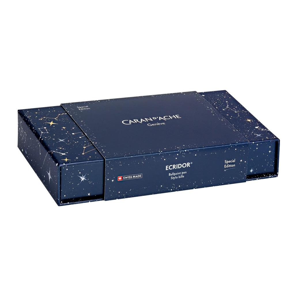 CARAN Kugelschreiber Ecridor, Weihnachten 2024 Kollektion, Cosmic Blue, mit Stiftetui, limitiertes reguläres Importprodukt, D'ACHE auf Ölbasis, CC0890-024