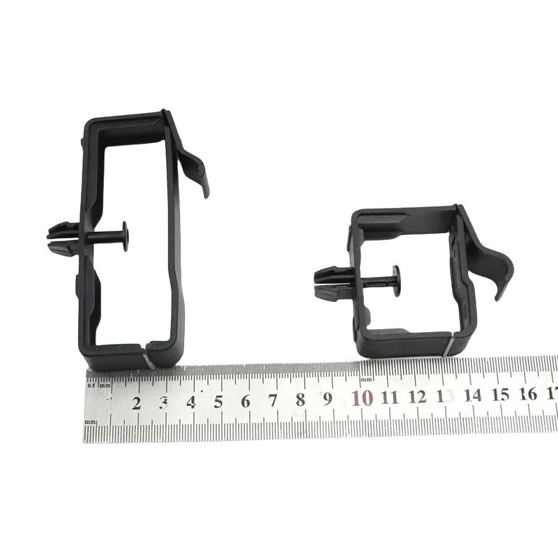 Warning Triangle Anchor Mount Bracket Fixed Clip For Volvo S40 V50 S60L S80