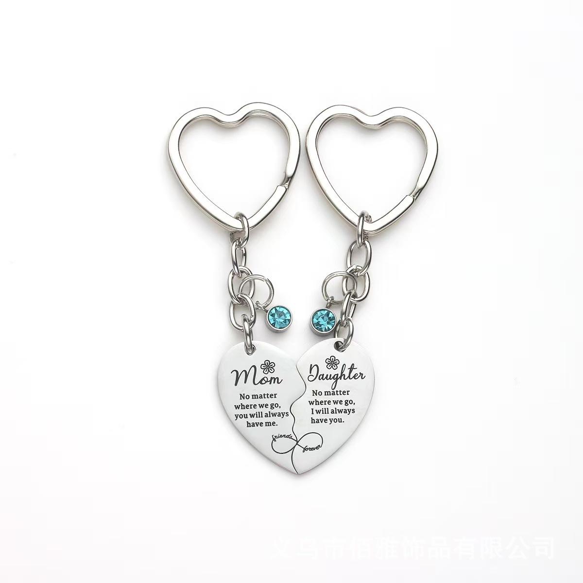 

Heart Mother Daughter Heart Matching Key Ring Split Heart Stainless Steel Keychain Gift Stainless Steel Keychain for Backpack Bag Pendant 3*3.4CM