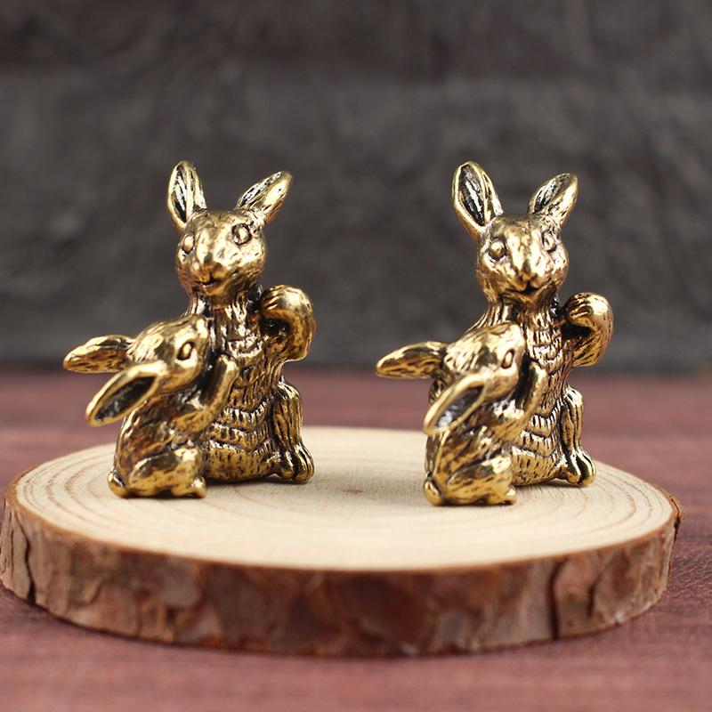 Niedliche Messingstatue Kaninchen im Vintage-Stil Kaninchenfigur Feng Shui Landschaftsbau Heim Schreibtisch Büro Regal Ornament Osterdekoration