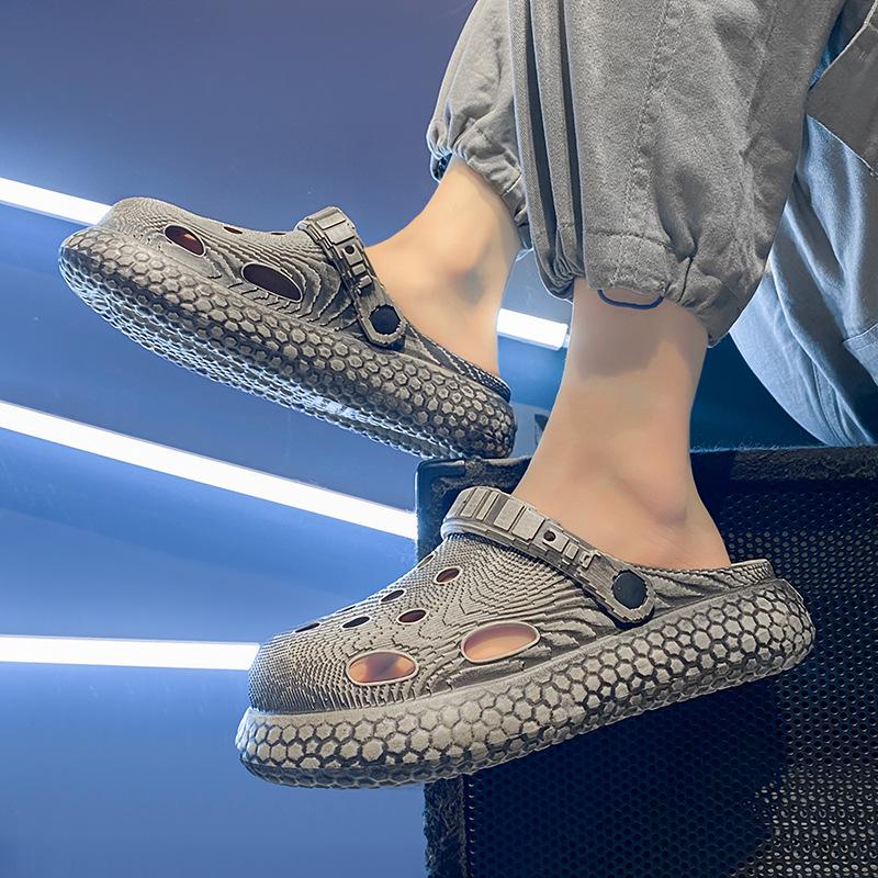 Hole Shoes Men And Women With The Same Round Head Classic Comfortable Platform Sandals Two Wear Casual Versatile Couple Home Shoes