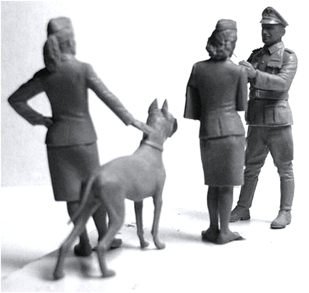 Master Box German 2 Female Crew Officer and Large Dog Set Plastic Model MB35057 1/35 Assistants, Member,