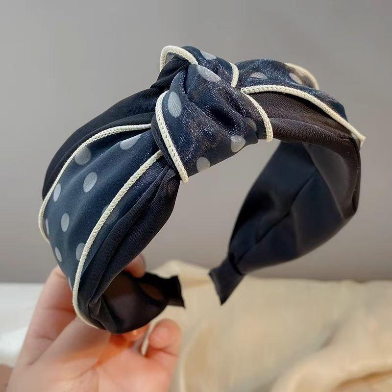 Luxurious Wide-Brimmed Headband for Women - Top Knot Design, Perfect for Autumn/Winter