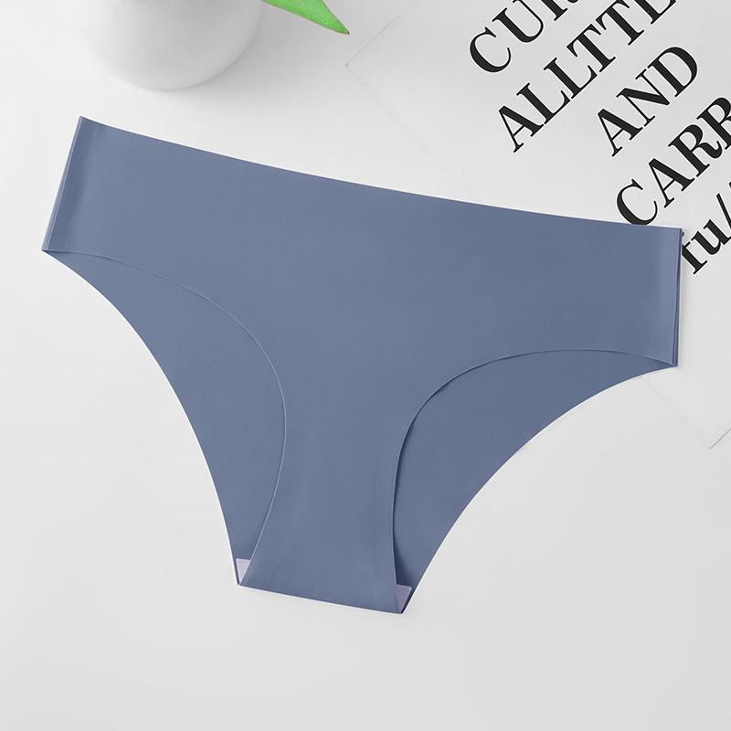 Women's Plus Size Seamless Low-Rise Ice Silk Crotch Briefs