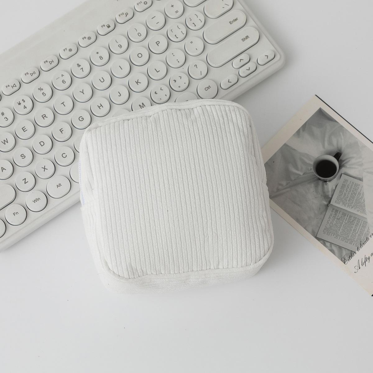 

Косметичка Вельветовая косметичка для хранения Ins Wind Кошелек для монет Карманная сумка для хранения гигиенических салфеток